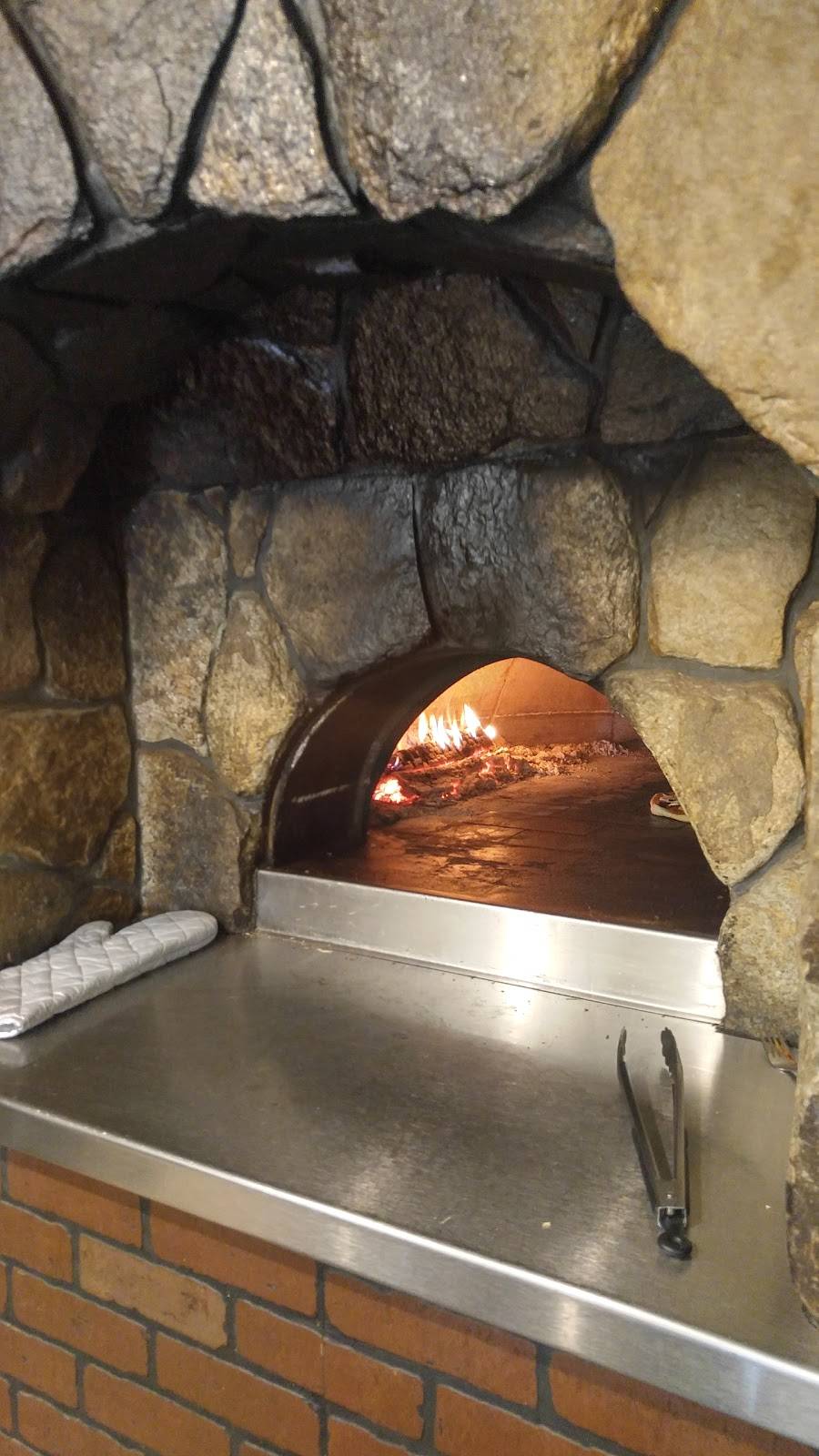 All American Woodfired Pizza | restaurant | 489 Main St Suite 400, Springvale, ME 04083, USA | 2073243242 OR +1 207-324-3242