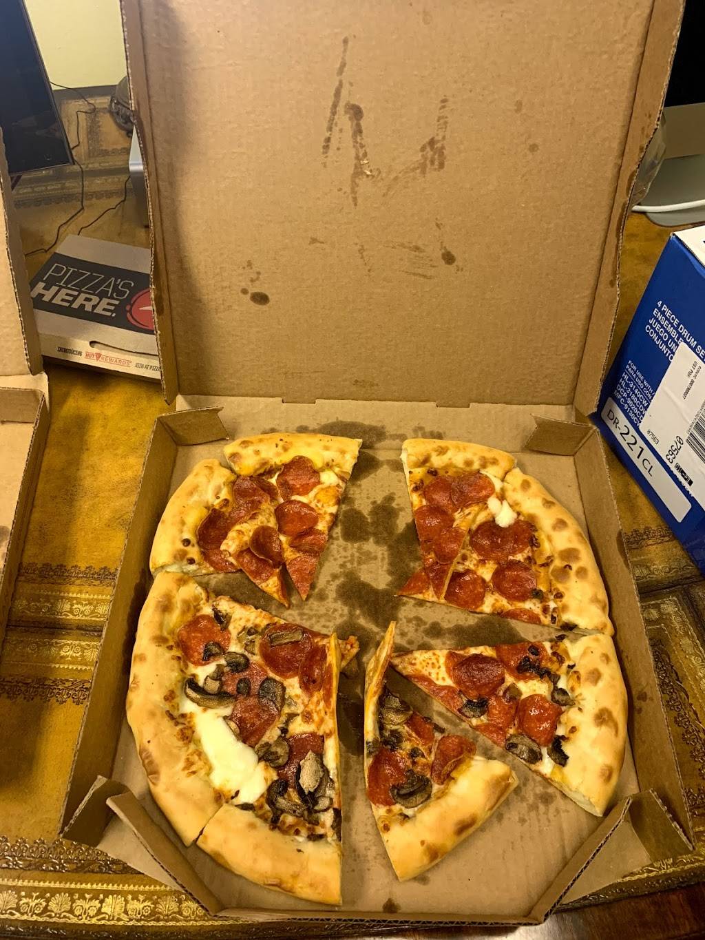 Pizza Hut | restaurant | 16166 Rippling Water Dr, Houston, TX 77084, USA | 2818562200 OR +1 281-856-2200