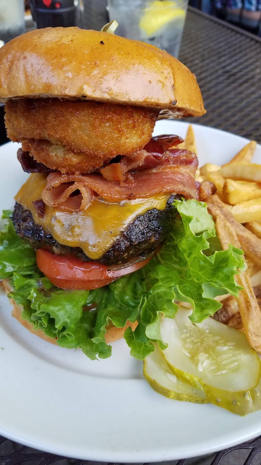 Kid Shelleens Charcoal House & Saloon | restaurant | 1801 W 14th St, Wilmington, DE 19806, USA | 3026584600 OR +1 302-658-4600