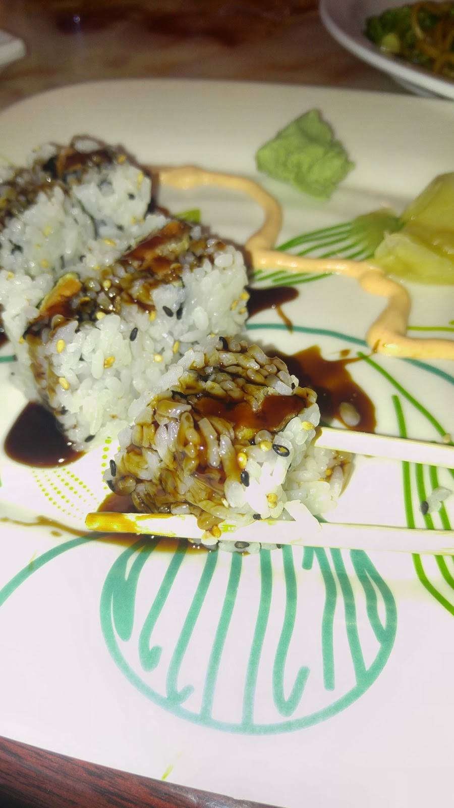 Asian cuisine | restaurant | 8150 Oaklandon Rd #100, Indianapolis, IN 46236, USA | 3178235888 OR +1 317-823-5888