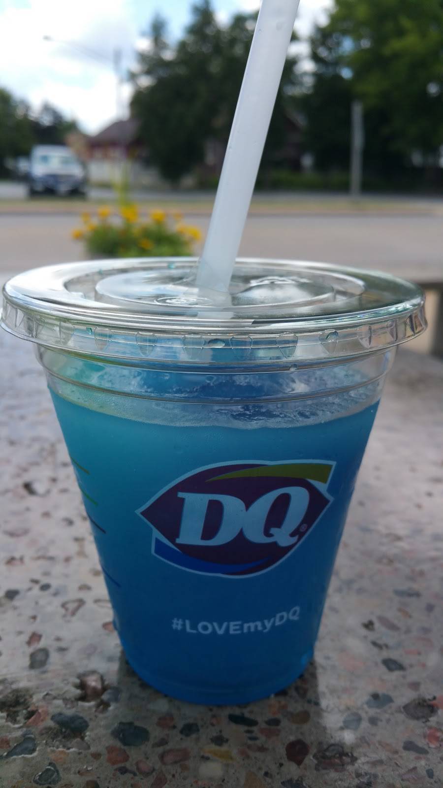 Dairy Queen Neenah Downtown | restaurant | 450 S Commercial St, Neenah, WI 54956, USA | 9207256531 OR +1 920-725-6531