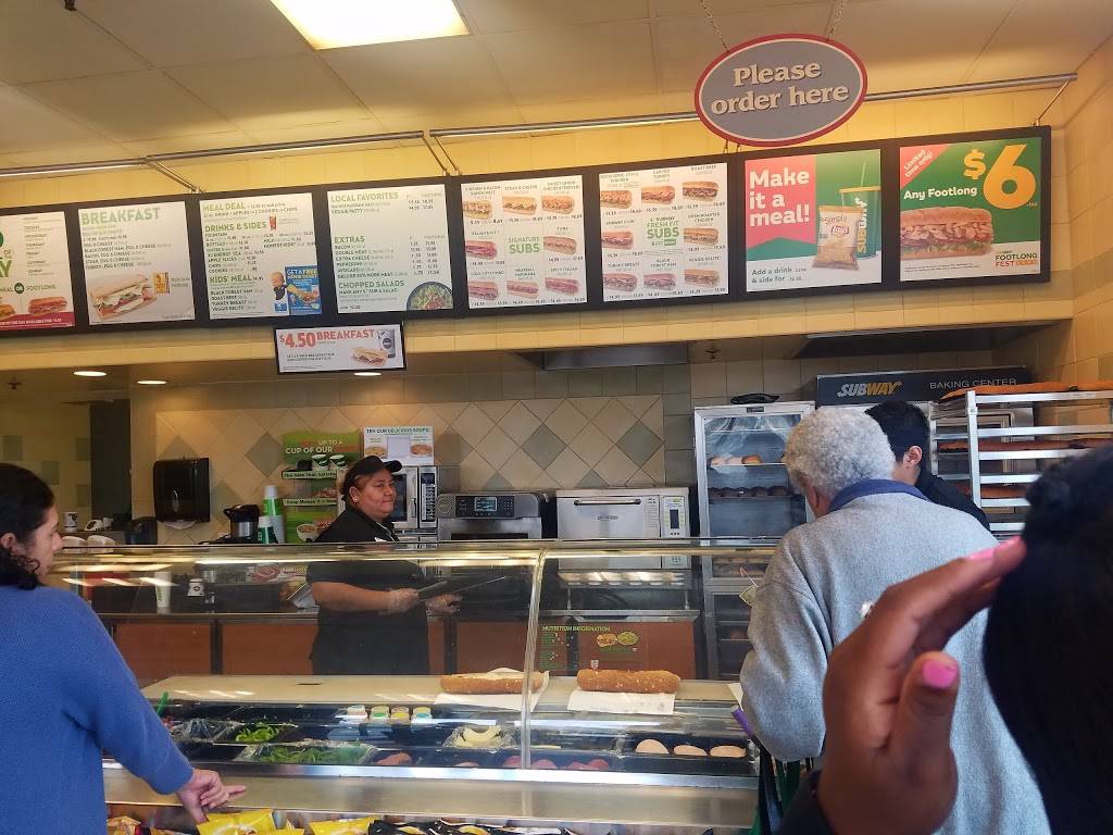 Subway Restaurants | restaurant | 3903 Rosecrans Ave, Hawthorne, CA 90250, USA | 3103498330 OR +1 310-349-8330