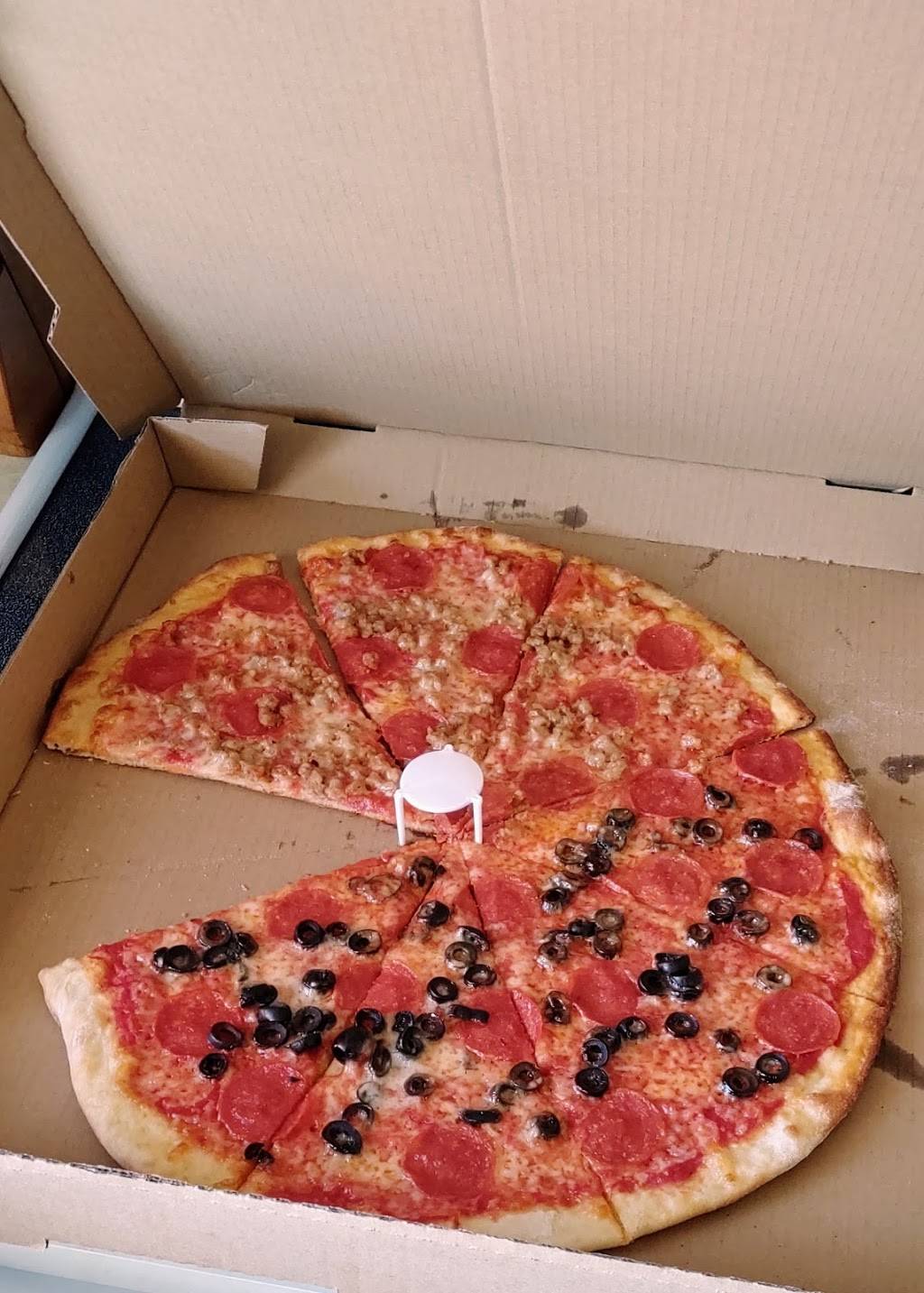 Slice Guyz Pizzeria | meal takeaway | 6522 N 43rd Ave, Glendale, AZ 85301, USA | 4802674667 OR +1 480-267-4667