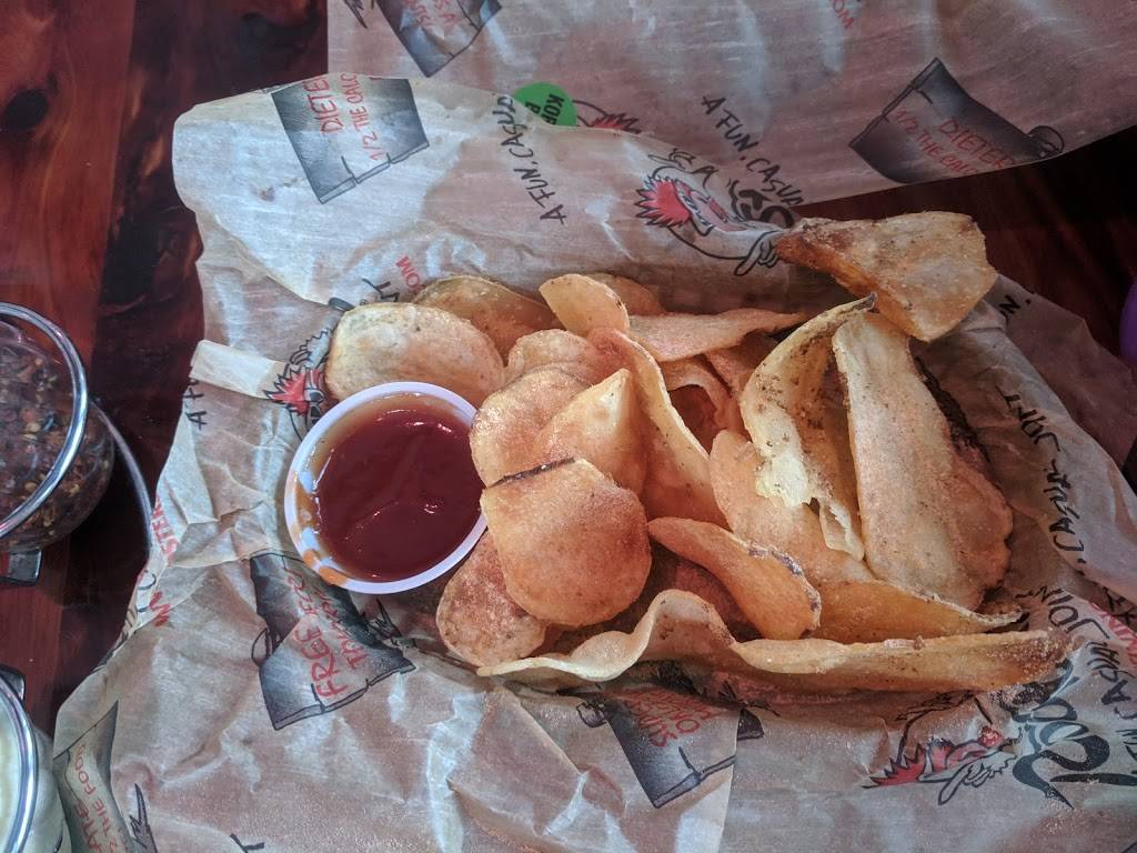 Roosters | restaurant | 400 W Main St, Xenia, OH 45385, USA | 9373764444 OR +1 937-376-4444