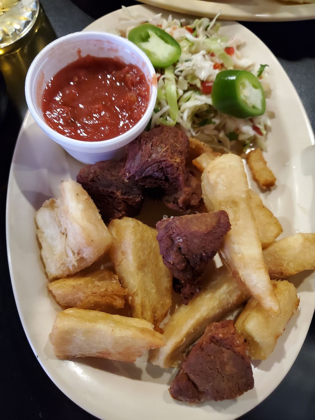 Los Cipotes Salvadorean grill y bakery | restaurant | 2315 E Palmdale Blvd, Palmdale, CA 93550, USA | 6612730494 OR +1 661-273-0494