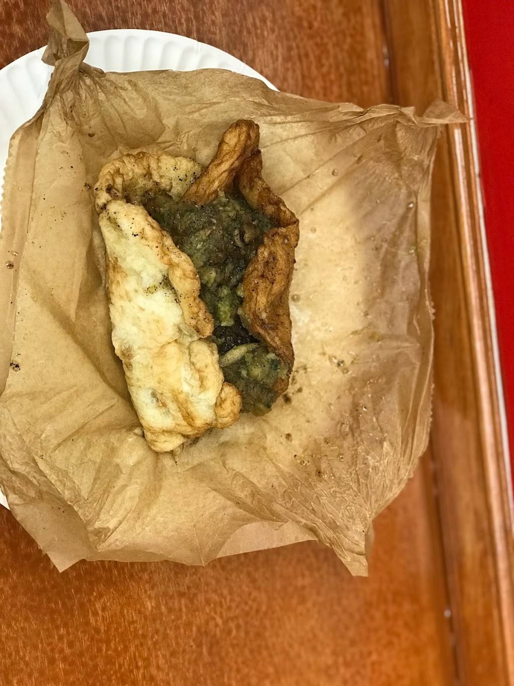 A&A Bake Doubles and Roti | restaurant | 1337 Fulton St, Brooklyn, NY 11216, USA | 3474250016 OR +1 347-425-0016