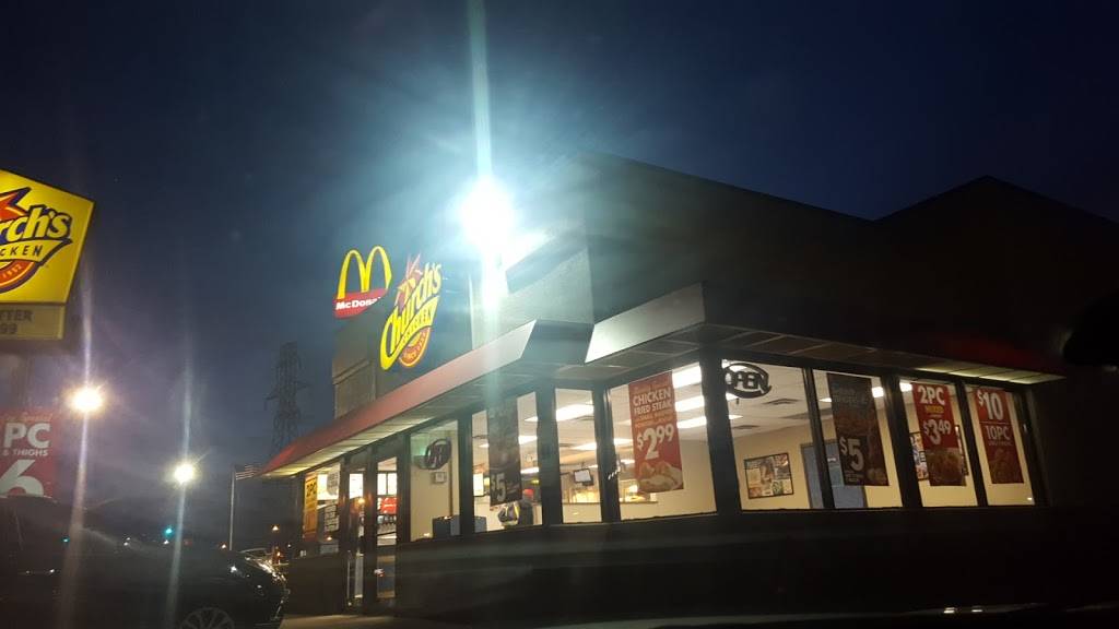 Churchs Chicken | restaurant | 6430 McCart Ave, Fort Worth, TX 76133, USA | 8173462882 OR +1 817-346-2882