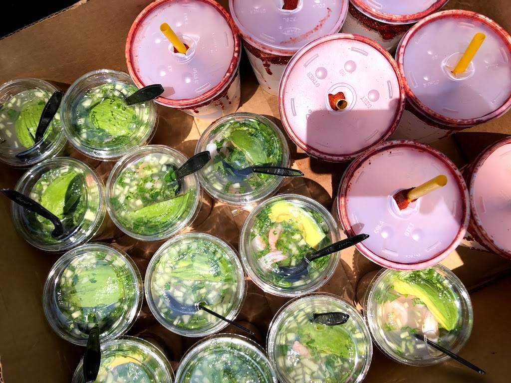 Mariscos Delfín | restaurant | 3221 Firestone Blvd, South Gate, CA 90280, USA | 3234849604 OR +1 323-484-9604