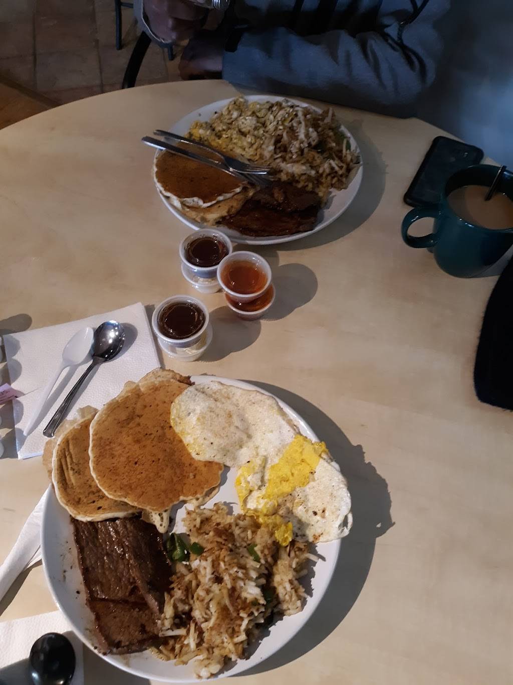 Kingdom Restaurant | restaurant | 1865 Northport Dr, Madison, WI 53704, USA | 6082861238 OR +1 608-286-1238