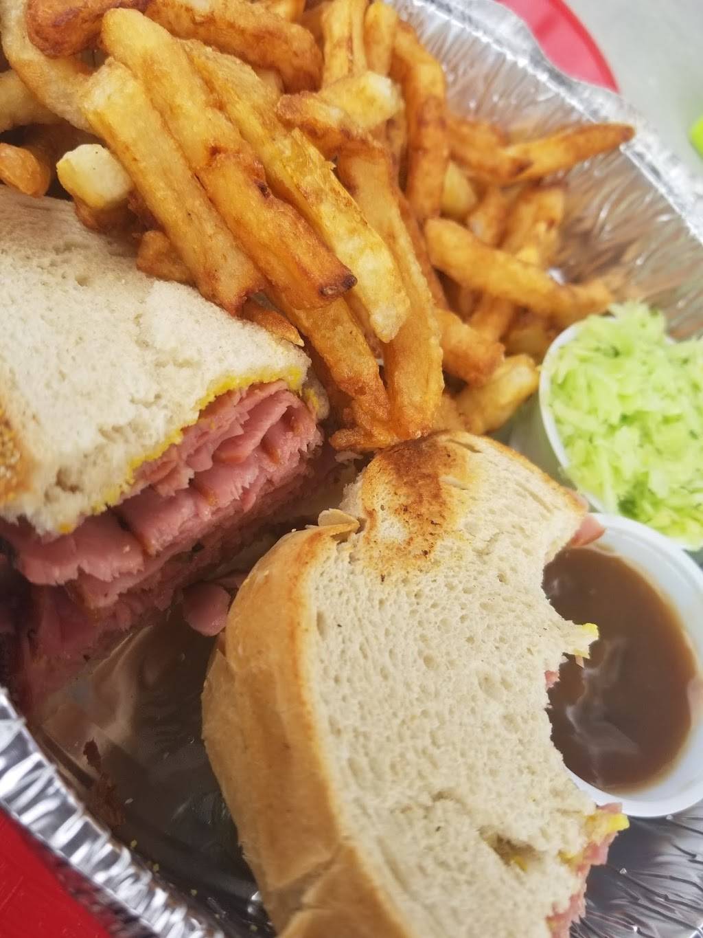 La Cabane | restaurant | 27 Chemin de Montréal O, Gatineau, QC J8M 1A4, Canada | 8192813414 OR +1 819-281-3414