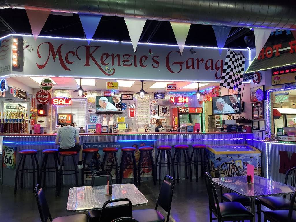 McKenzies Burger Garage | restaurant | 206 NW Dearborn Ave, Lawton, OK 73507, USA | 5803532025 OR +1 580-353-2025