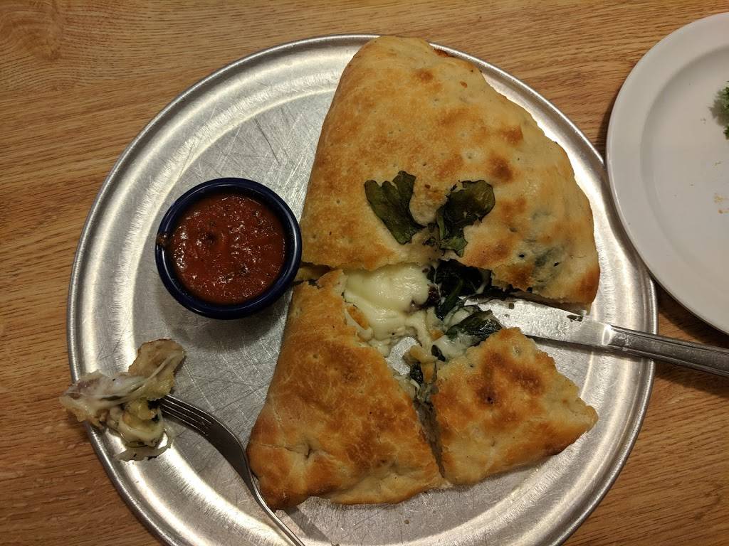 Alfonsos Pizza | restaurant | 514 N Main St, Carrollton, IL 62016, USA | 2179425513 OR +1 217-942-5513