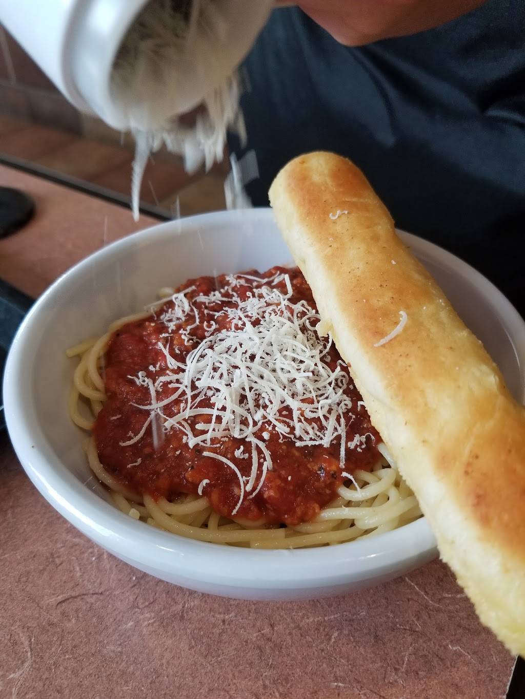 Fazolis | restaurant | 7511 E Washington St, Indianapolis, IN 46219, USA | 3173229710 OR +1 317-322-9710