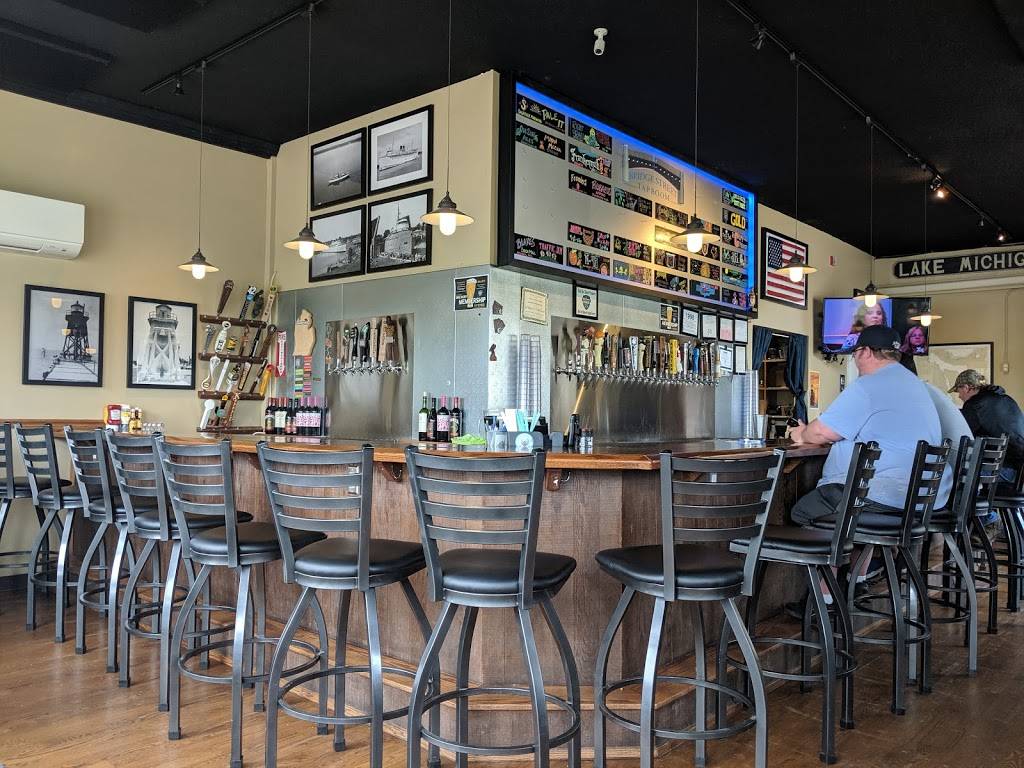 Bridge Street Tap Room | restaurant | 202 Bridge St, Charlevoix, MI 49720, USA | 2314373466 OR +1 231-437-3466