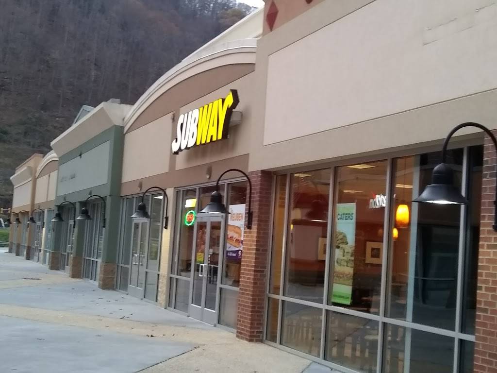 Subway | restaurant | 1167 Riverview Street, Grundy, VA 24614, USA | 2769356373 OR +1 276-935-6373