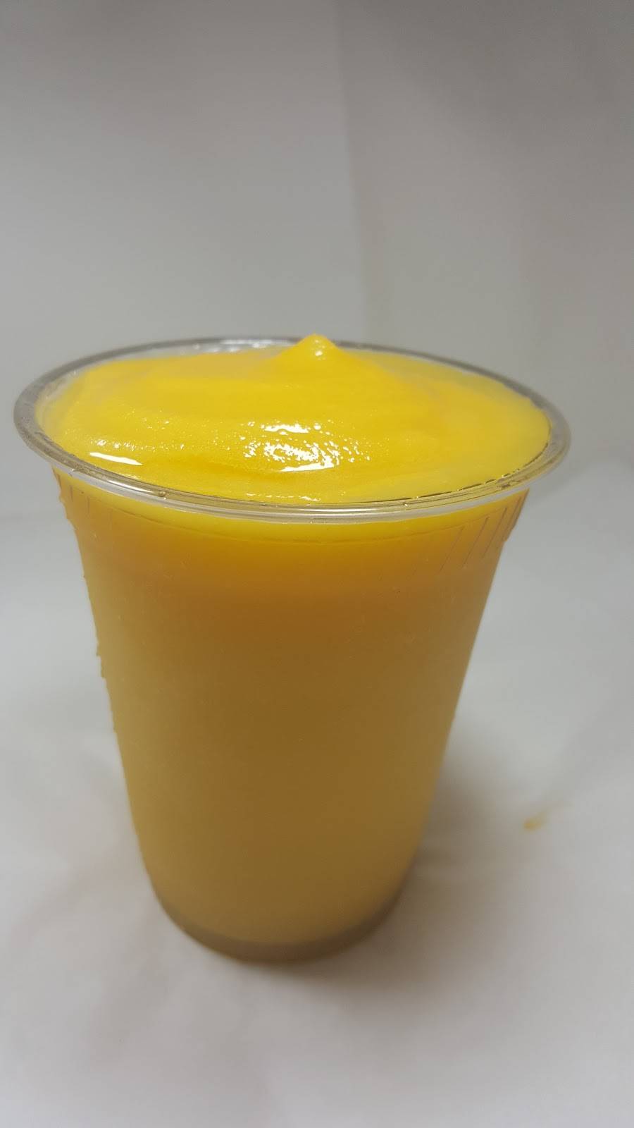 Frosty Fast & Fresh | restaurant | 3400 Chester Ave, Bakersfield, CA 93301, USA | 6613234692 OR +1 661-323-4692