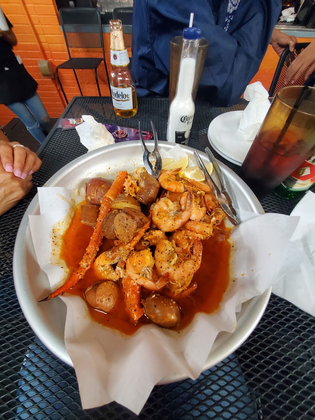 La Fisheria Seafood Kitchen | restaurant | 14905 Midway Rd, Addison, TX 75001, USA | 9726852307 OR +1 972-685-2307