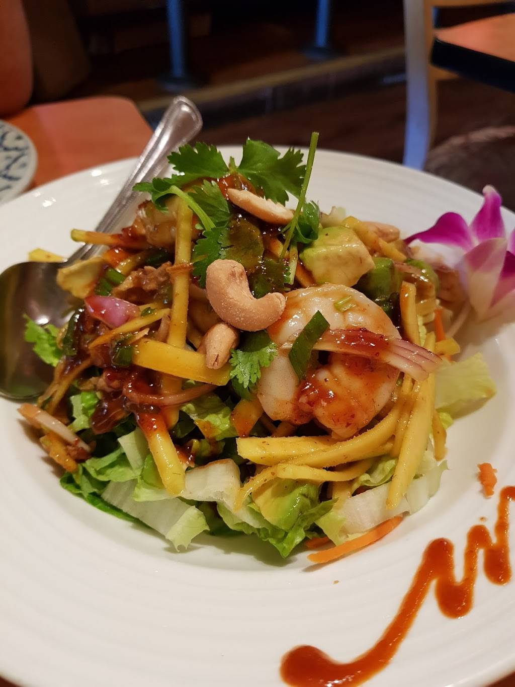 Marnee Thai | restaurant | 1243 9th Ave, San Francisco, CA 94122, USA | 4157319999 OR +1 415-731-9999