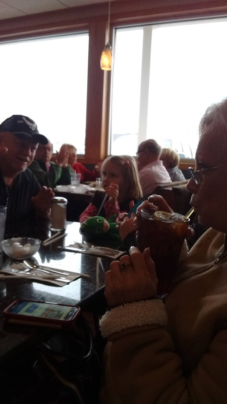 The Nest Restaurant | restaurant | 3701 Liberty Ave, Vermilion, OH 44089, USA | 4409673763 OR +1 440-967-3763