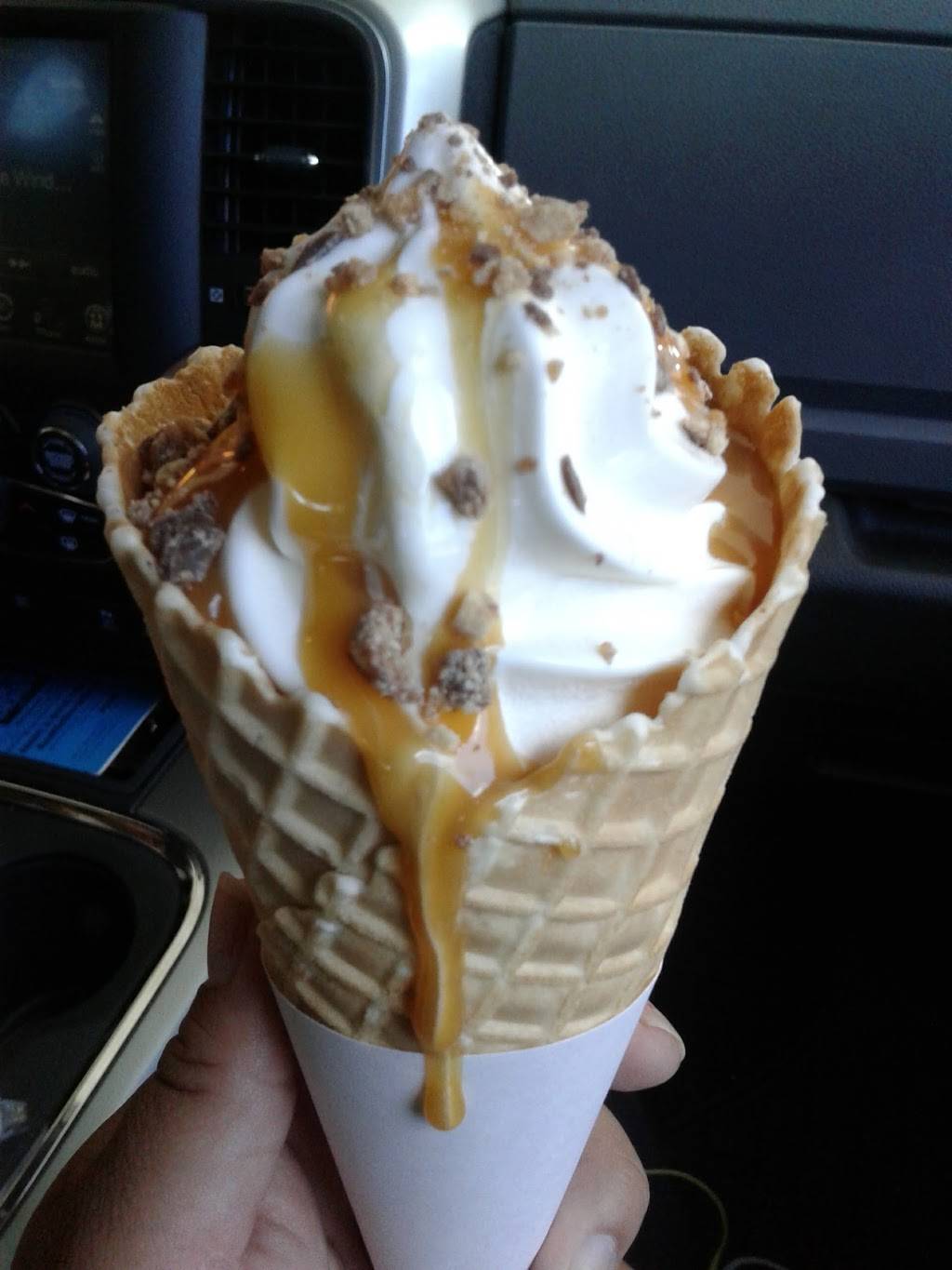 Sonic Drive-In | restaurant | 1637 Wells Branch Pkwy, Austin, TX 78728, USA | 5129900466 OR +1 512-990-0466