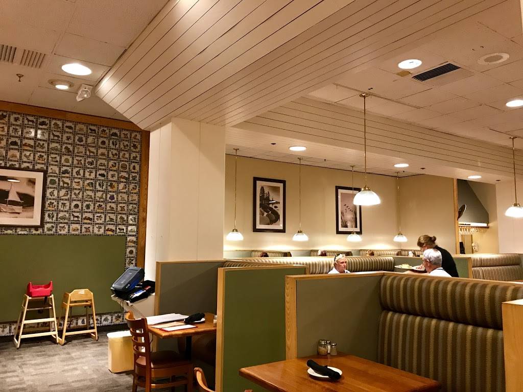 Macys Lakeshore Grill | restaurant | 23000 Eureka Rd, Taylor, MI 48180, USA | 7343745436 OR +1 734-374-5436