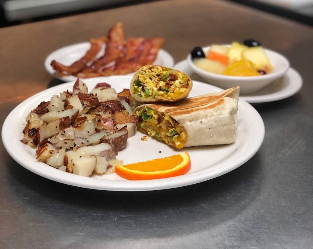 Breakfast Station | restaurant | 3754 Roscommon Dr, Ormond Beach, FL 32174, USA | 3862389504 OR +1 386-238-9504