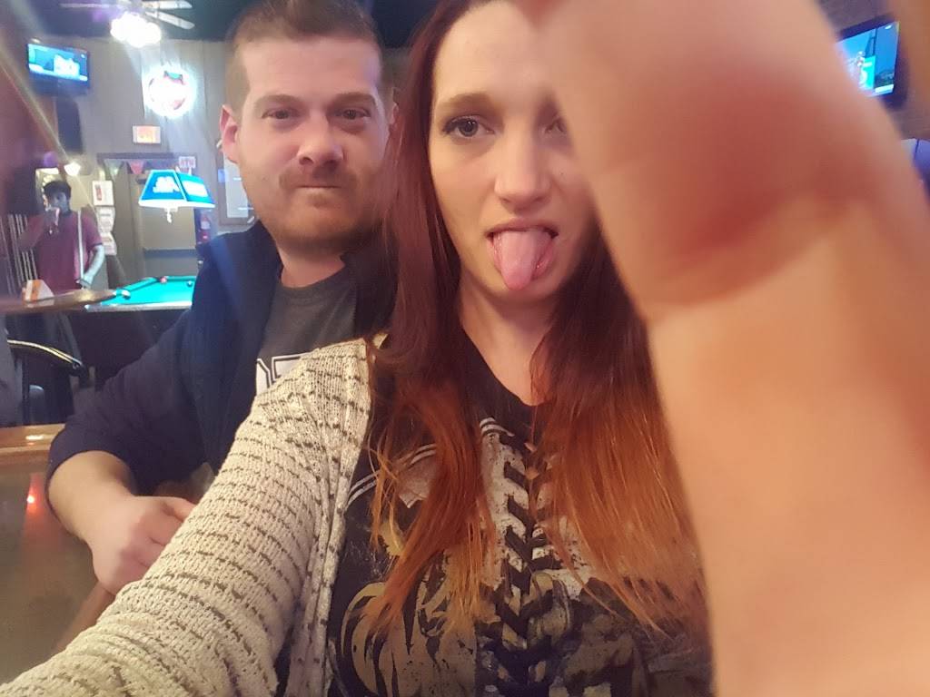 Eddie Js Sports Bar & Eatery | restaurant | 619 Perry St, Napoleon, OH 43545, USA | 4195927425 OR +1 419-592-7425