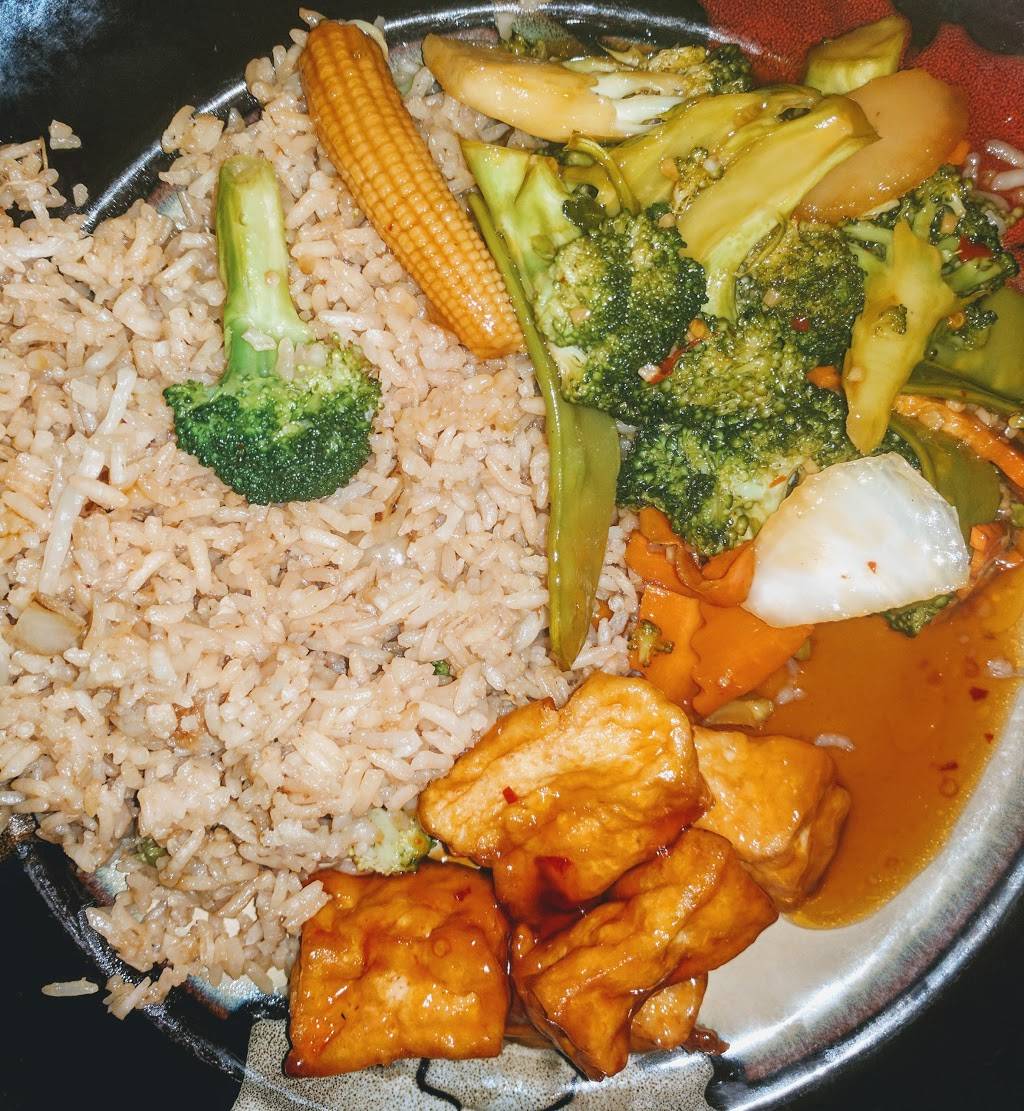 Zhangs Kitchen | restaurant | 460 West St, Amherst, MA 01002, USA | 4132530584 OR +1 413-253-0584