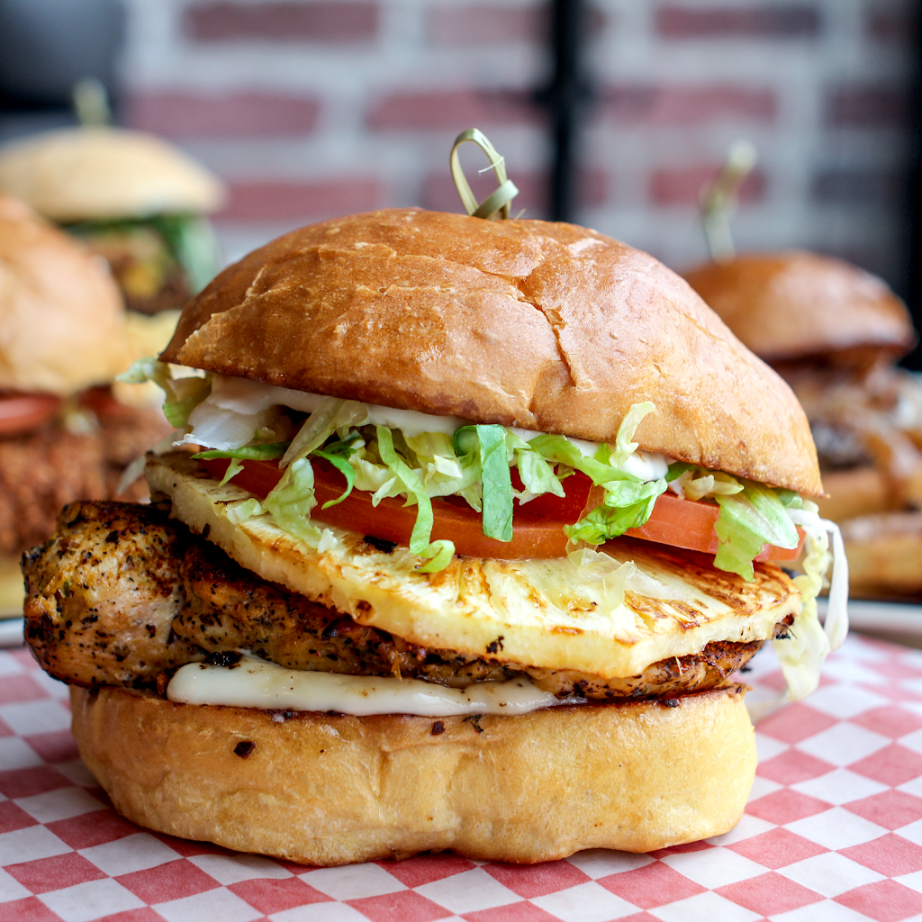 Notre-Boeuf-de-Grâce | restaurant | 1171 Montée des Pionniers, Terrebonne, QC J6V 0E1, Canada | 4386880009 OR +1 438-688-0009