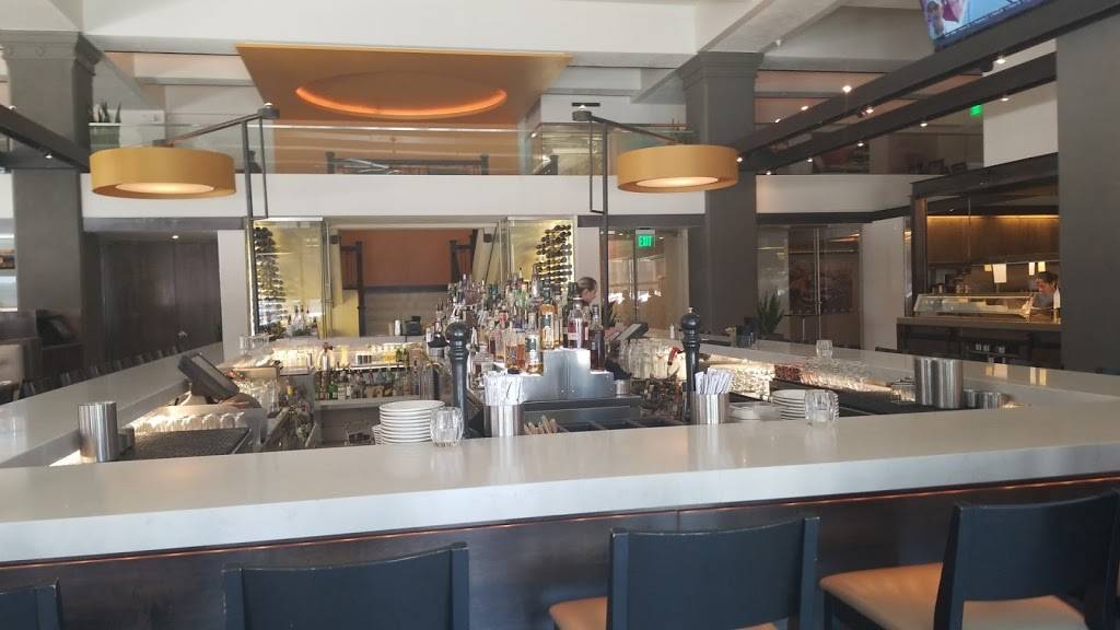 Broadway 10 Bar & Chophouse | restaurant | 1101, Buick Building, N Broadway Ave, Oklahoma City, OK 73103, USA | 4052123949 OR +1 405-212-3949