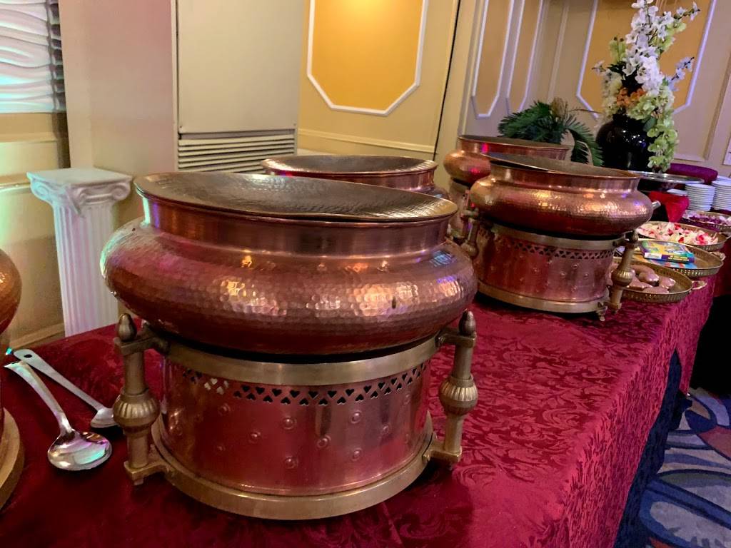 Mardi Gras Banquet Hall | restaurant | 777 Warden Ave, Scarborough, ON M1L 4C3, Canada | 4167574288 OR +1 416-757-4288