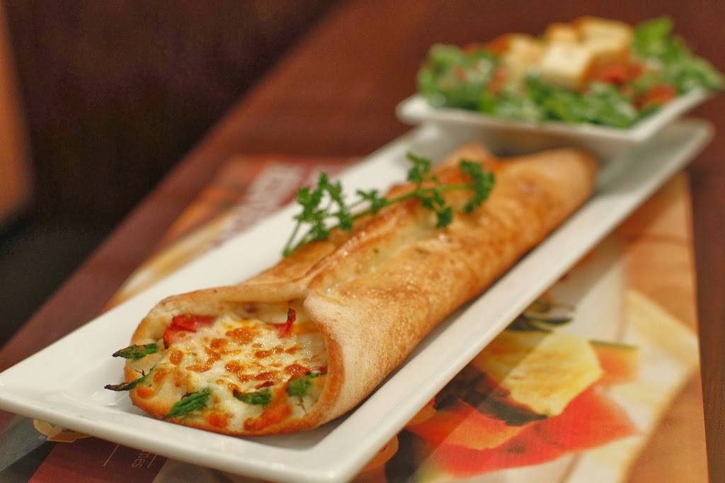 Toujours Mikes | restaurant | 9700 Boulevard de lOrmière, Québec, QC G2B 4C4, Canada | 4188433030 OR +1 418-843-3030