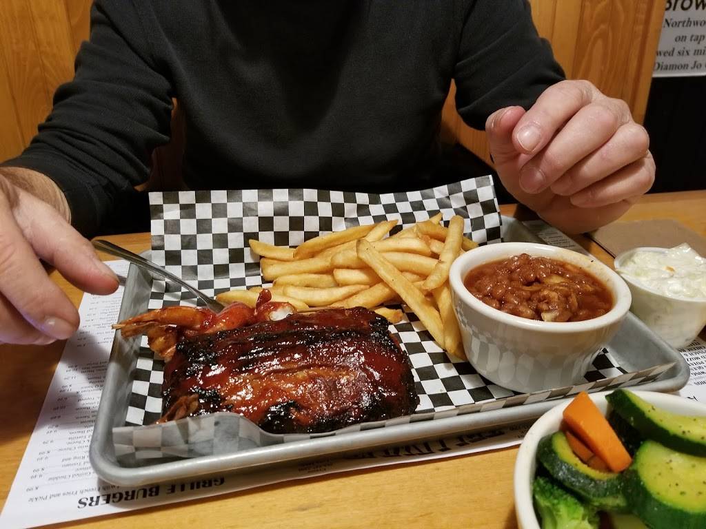 Teluwut Grille House & Pub | restaurant | 104 N Elm St, Cresco, IA 52136, USA | 5635473300 OR +1 563-547-3300