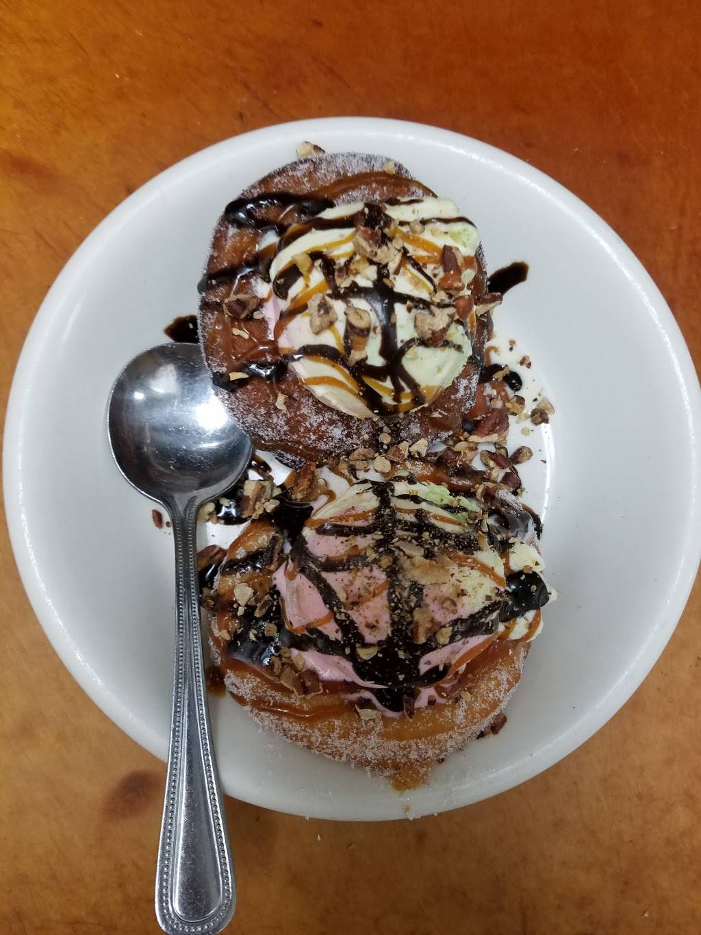 Francescas on Taylor | restaurant | 1400 W Taylor St, Chicago, IL 60607, USA | 3128292828 OR +1 312-829-2828