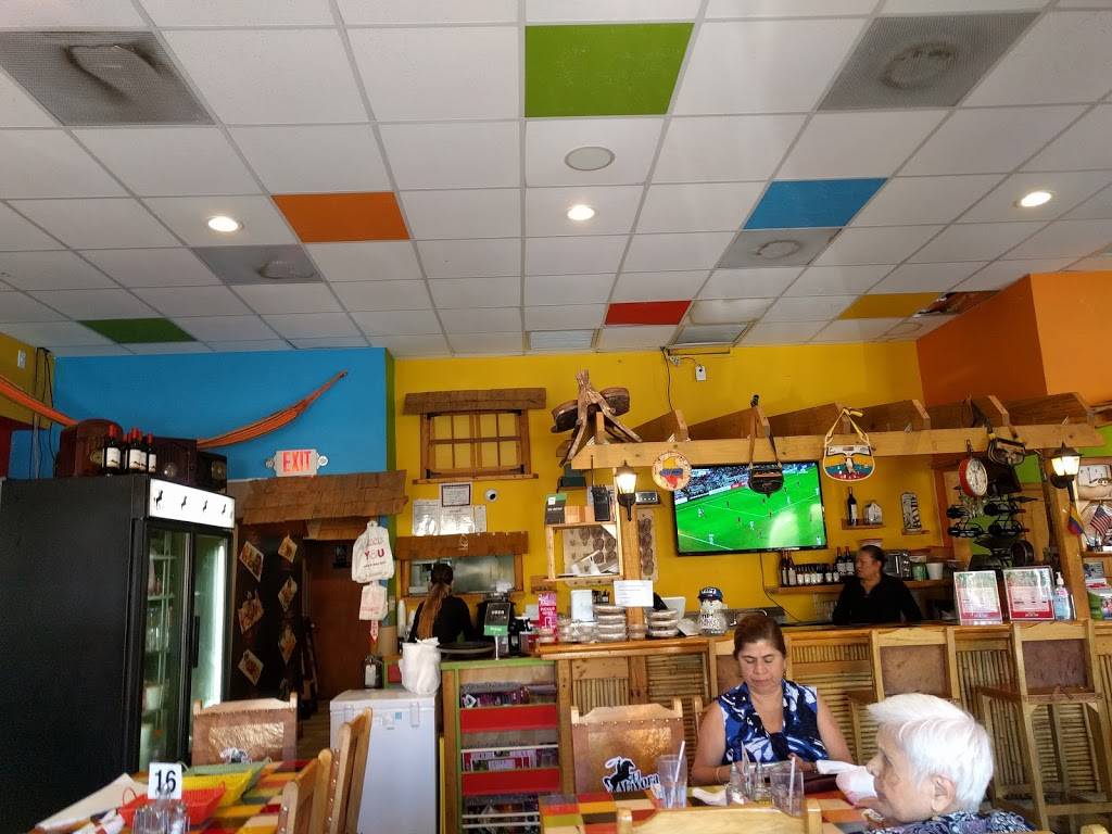 El Mayoral Restaurant & Grill | restaurant | 13726 SW 88th St, Miami, FL 33186, USA | 3053877399 OR +1 305-387-7399