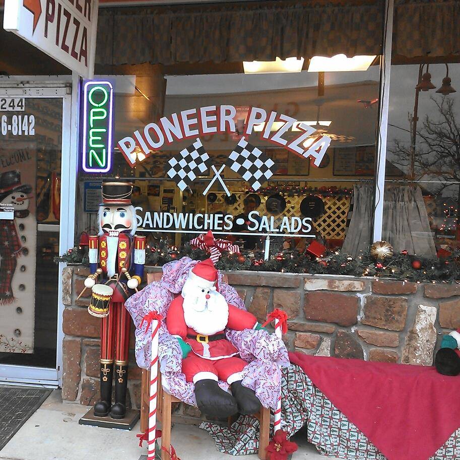 Pioneer Pizza | restaurant | 244 E Main St, Gentry, AR 72734, USA | 4797368142 OR +1 479-736-8142
