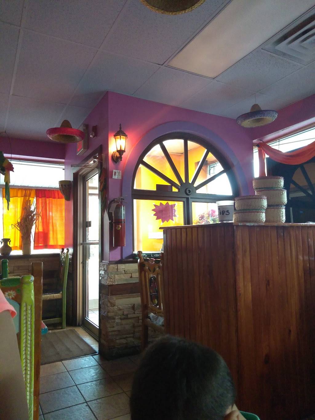 Hacienda | restaurant | 207 NY-59, Spring Valley, NY 10977, USA | 8454254194 OR +1 845-425-4194