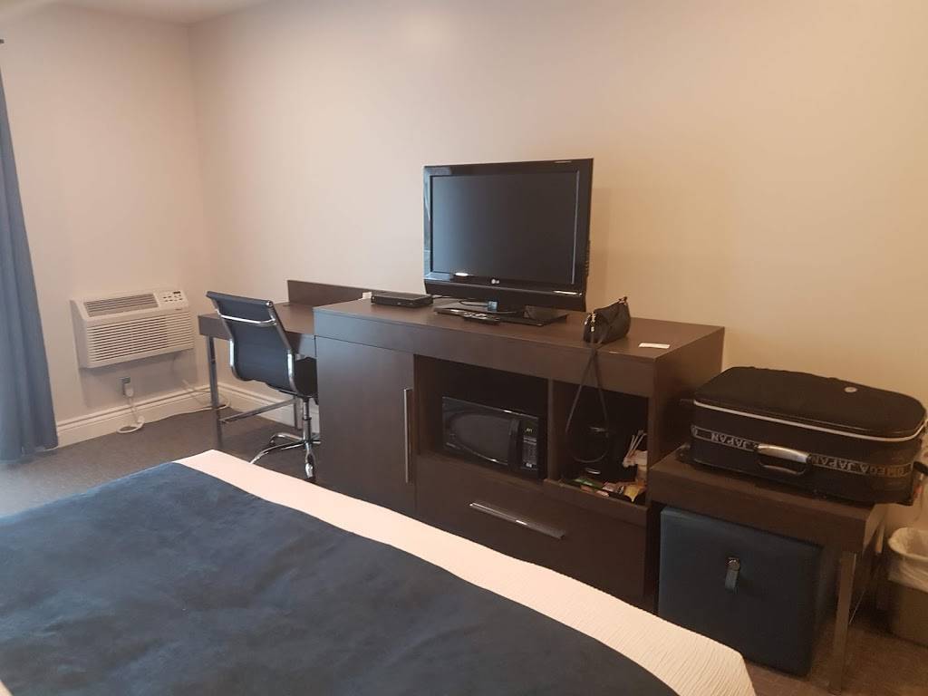 Picton Harbour Inn | restaurant | 33 Bridge St, Picton, ON K0K 2T0, Canada | 6134762186 OR +1 613-476-2186