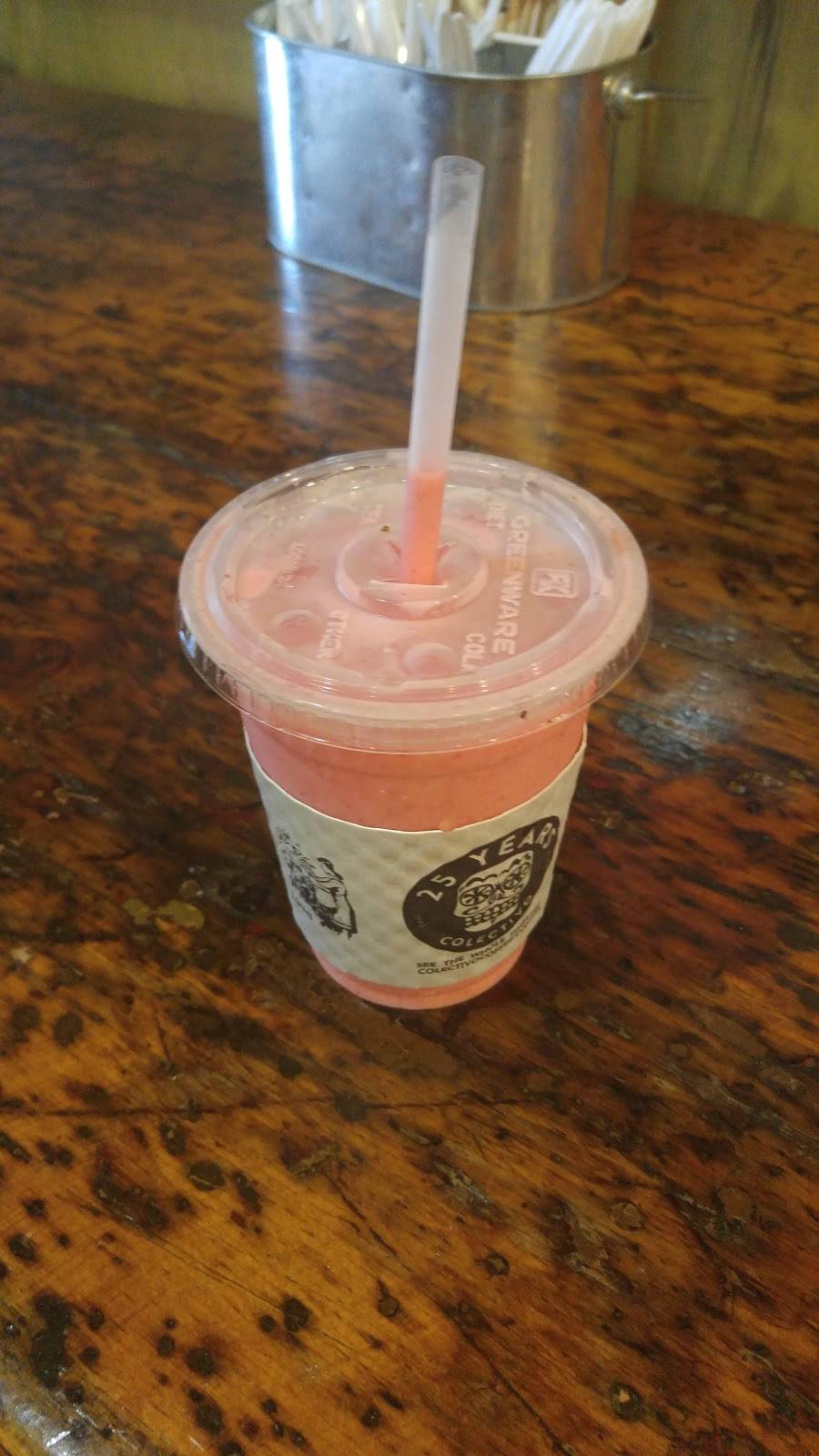 Colectivo Coffee - Grafton | meal takeaway | 1211 Washington St, Grafton, WI 53024, USA | 2623775183 OR +1 262-377-5183