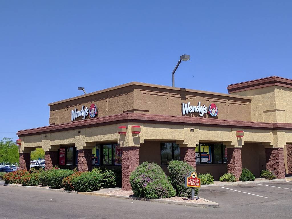 Wendys | restaurant | 4815 N Pima Rd, Scottsdale, AZ 85251, USA | 4809451445 OR +1 480-945-1445