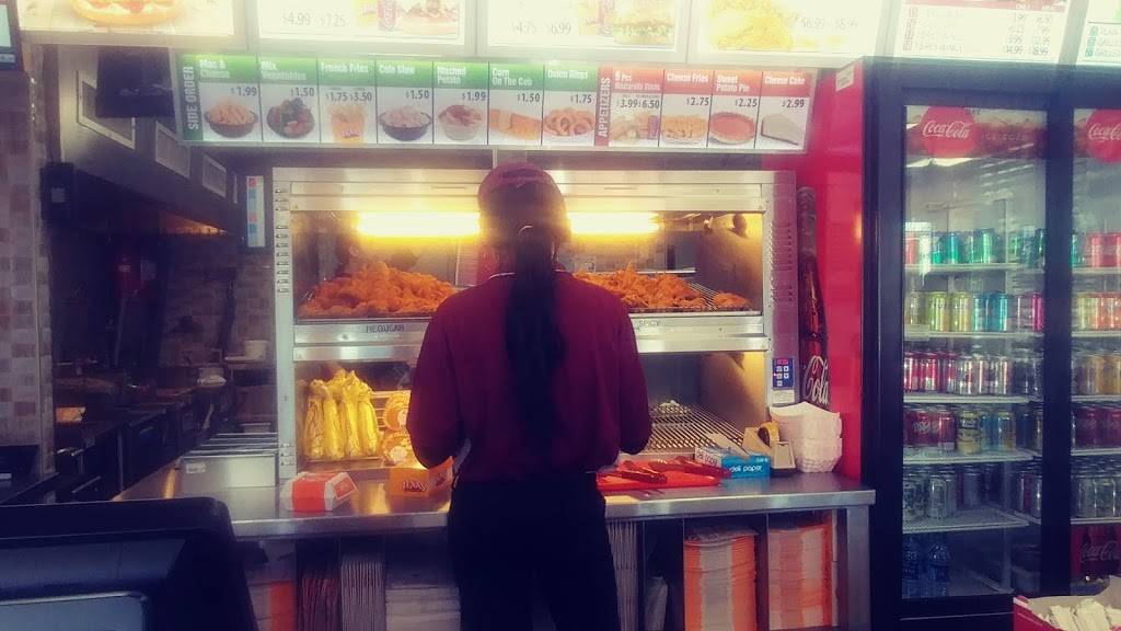 Texas Chicken and Burgers | restaurant | 5918, 5818 Woodland Ave, Philadelphia, PA 19143, USA | 2672923010 OR +1 267-292-3010