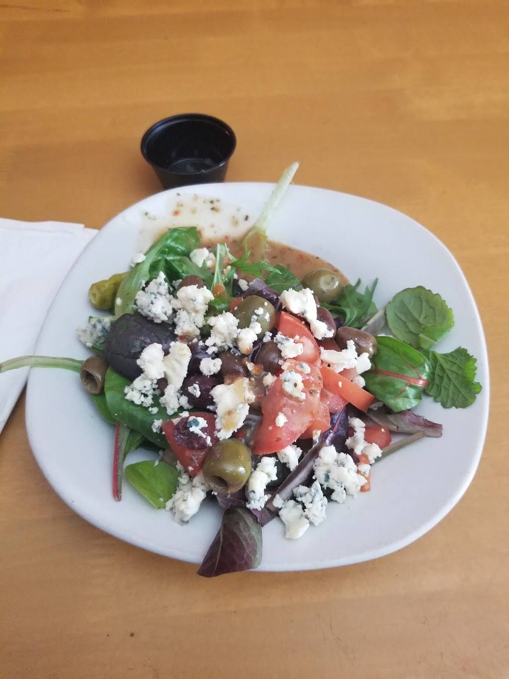 Sampinos Towne Foods | restaurant | 1607 F St, Sacramento, CA 95814, USA | 9164412372 OR +1 916-441-2372