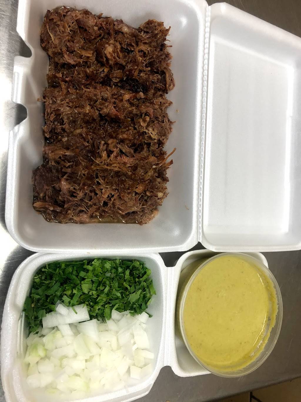 Fernandez Mexican Restaurant | restaurant | 2116 Guadalupe St, San Antonio, TX 78207, USA | 2109431881 OR +1 210-943-1881