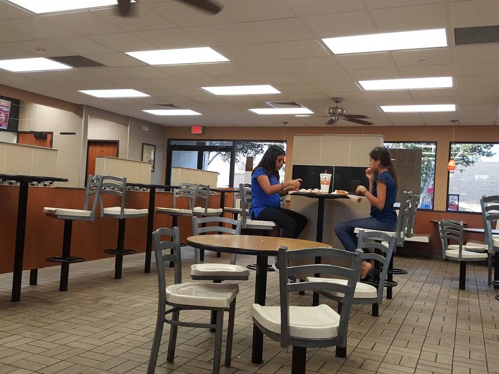 Burger King | restaurant | 5055 Golden Gate Rd, Naples, FL 34116, USA | 2393536886 OR +1 239-353-6886