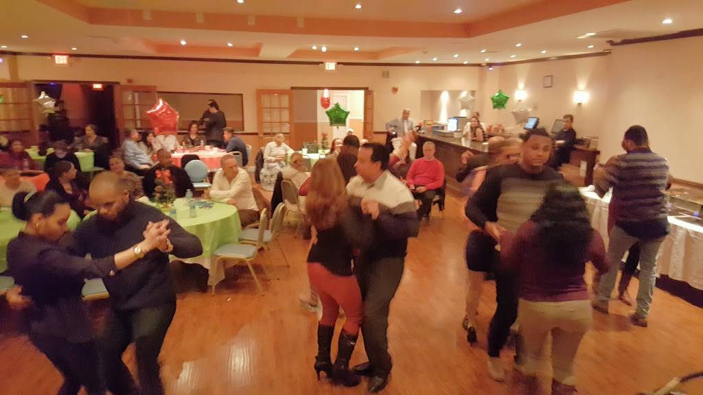 Flame House Grill | restaurant | 7930 Bustleton Ave, Philadelphia, PA 19152, USA | 2157222216 OR +1 215-722-2216