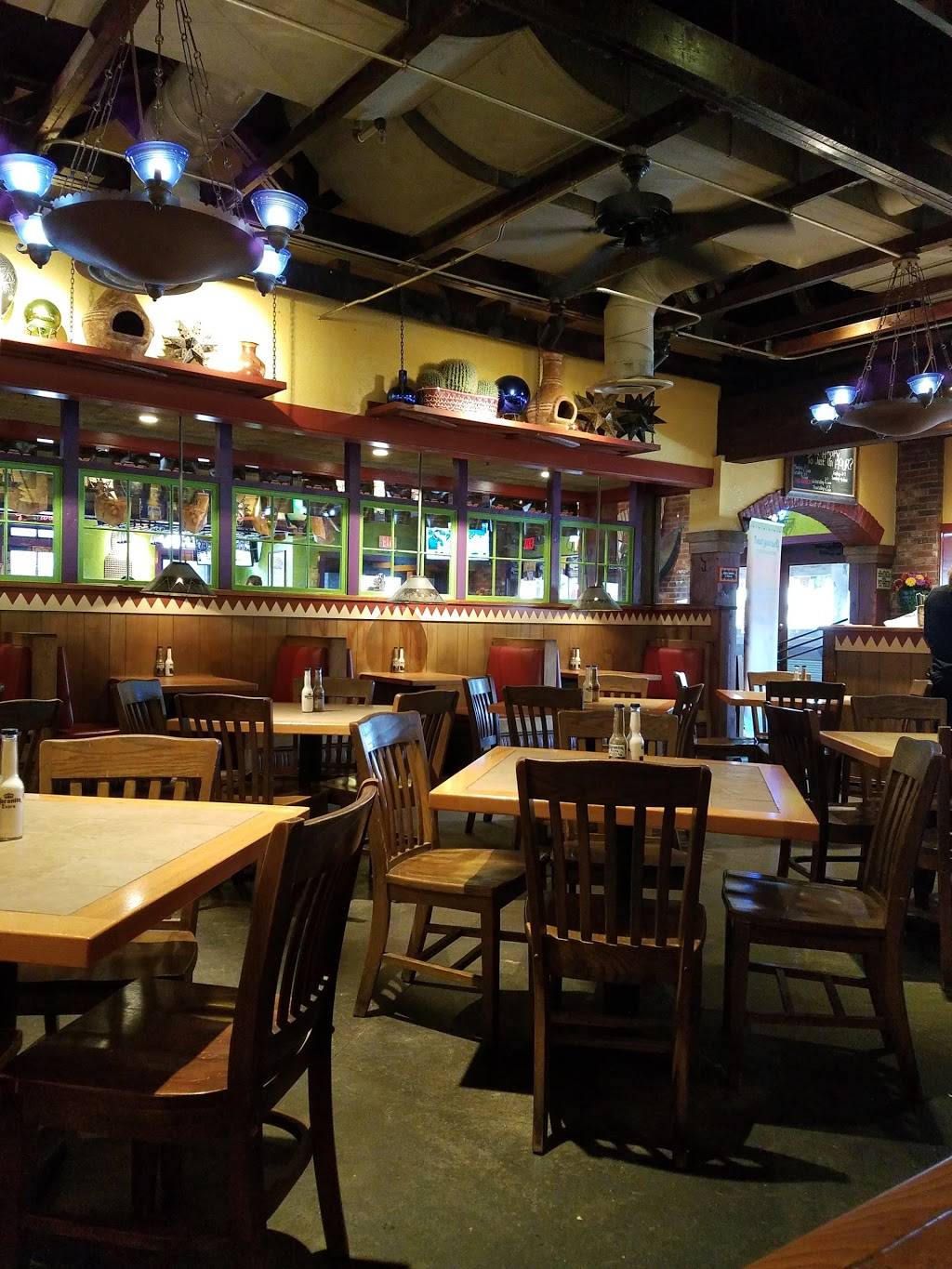 On The Border Mexican Grill & Cantina | meal takeaway | 220 Indian River Rd, Orange, CT 06477, USA | 2036874300 OR +1 203-687-4300