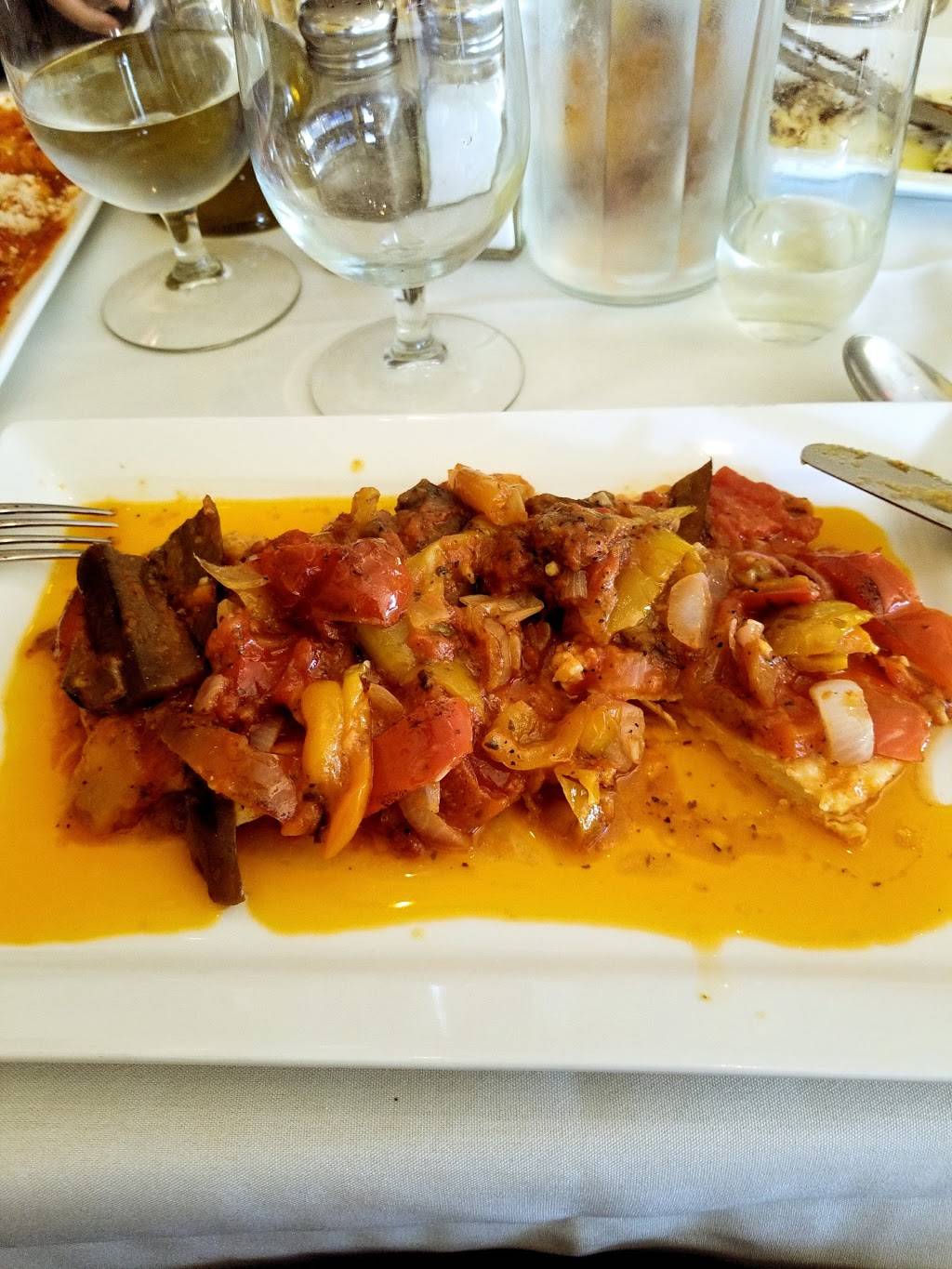 Mikes Ristorante | restaurant | 50 Main St, Norwalk, CT 06851, USA | 2038383256 OR +1 203-838-3256