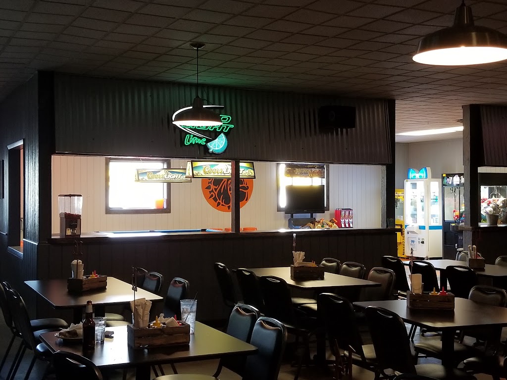 The Dutch Room & Mad Dogs Pizza (Delivery Available) | restaurant | 702 NW 4th St, Grand Rapids, MN 55744, USA | 2183261774 OR +1 218-326-1774