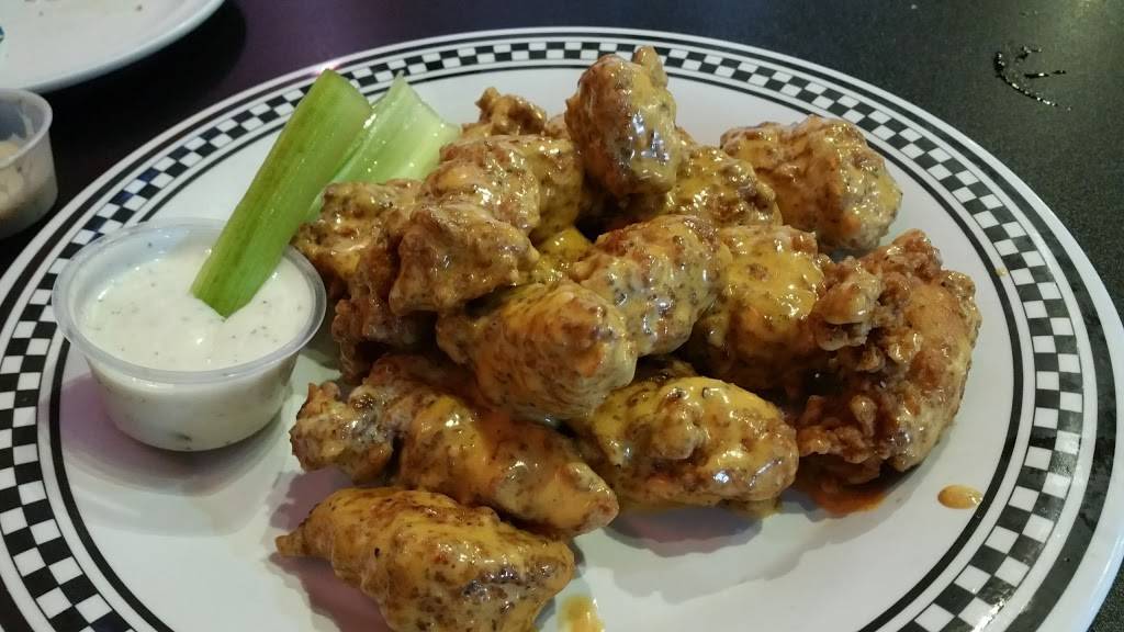 Dick’s Wings And Grill Atlantic Blvd | restaurant | 10750 Atlantic Blvd, Jacksonville, FL 32225, USA | 9046190954 OR +1 904-619-0954