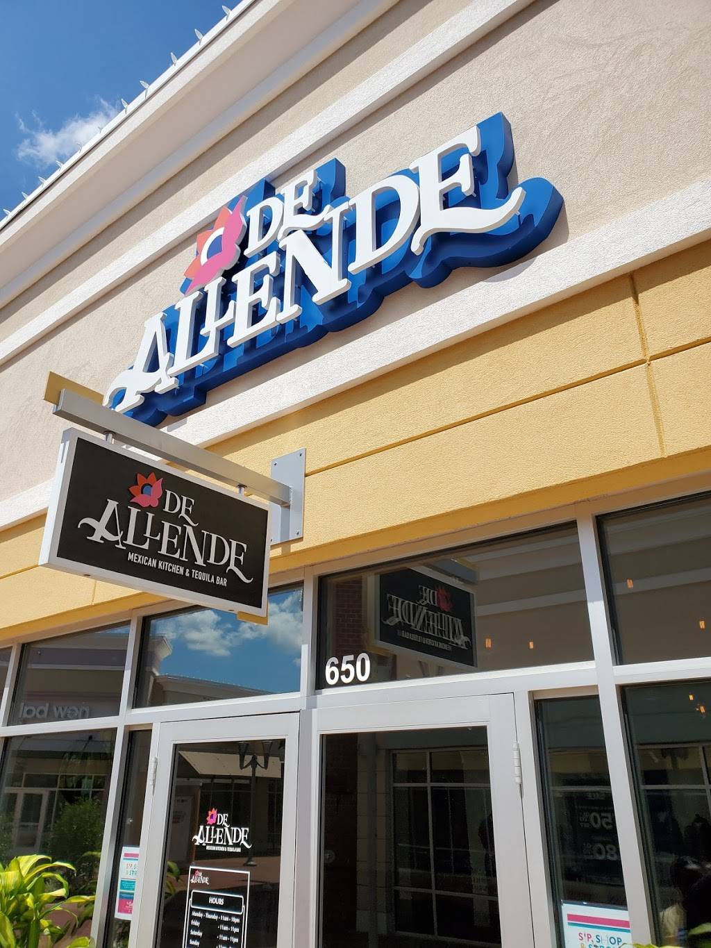 De Allende: Mexican Kitchen & Tequila Bar | restaurant | 915 Ridgewalk Pkwy F650, Woodstock, GA 30188, USA | 7706358707 OR +1 770-635-8707